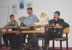 Çatak’ta Tiyatro Gösterisi