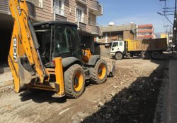 Silopi'de yollar onarılıyor