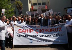 Sağlık emekçilerinin açığa alınması protesto edildi