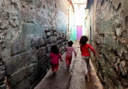 Kalbinin her yerinden kanar Amed