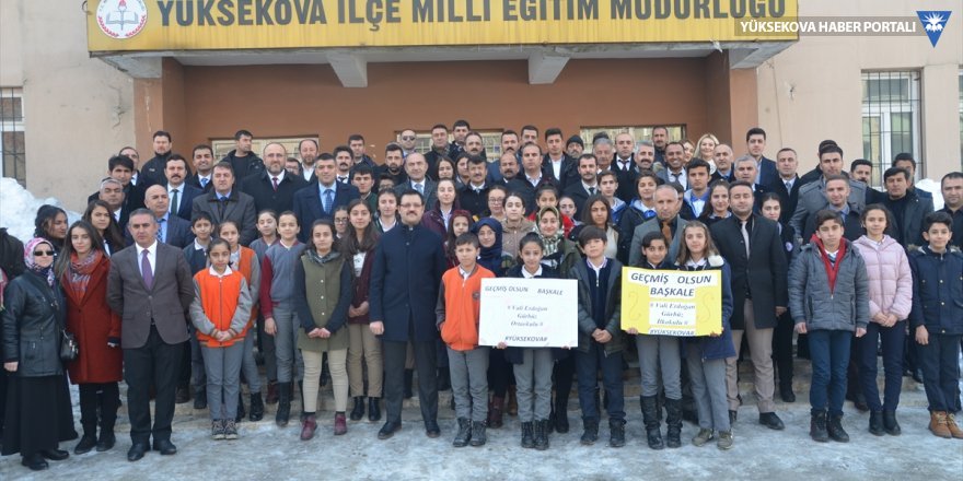 Yüksekova'dan Başkale'deki depremzedelere yardım