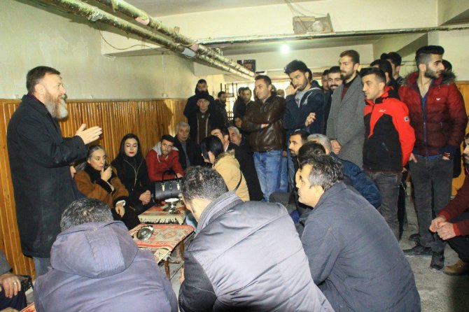 CHP’li Atıcı Hakkari’de protesto edildi