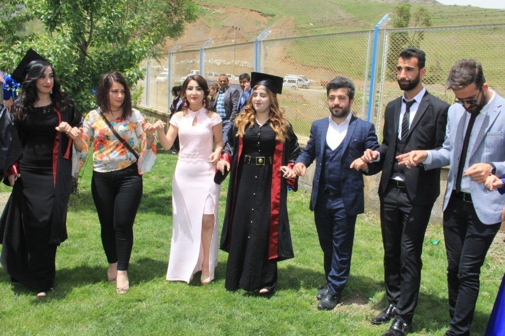 Hakkari Üniversitesinde mezuniyet töreni