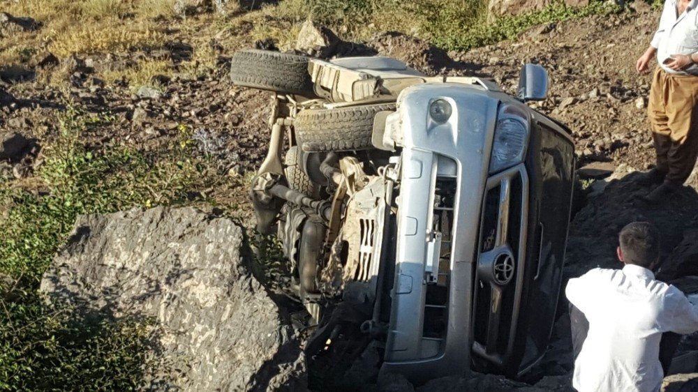 Şemdinli'de kaza: 3 yaralı