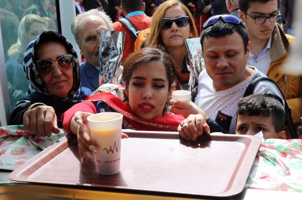 Van'da İranlı turistlere sıcak karşılama