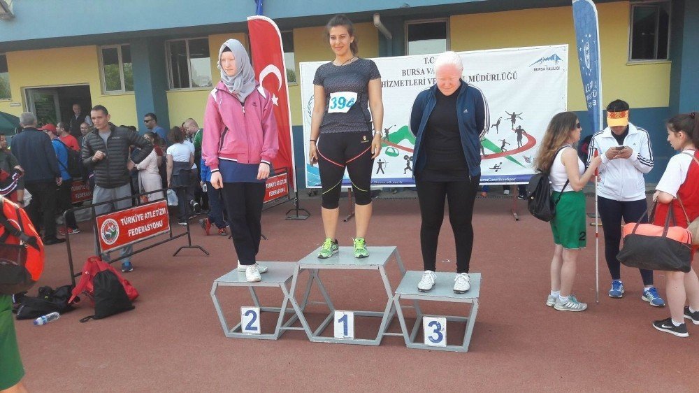 Diyarbakırlı görme engelli Serap, şampiyon oldu