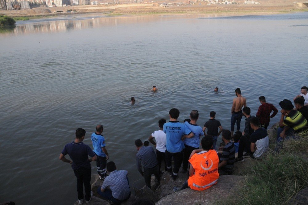 Dicle Nehri’ne giren 2 çocuk boğuldu
