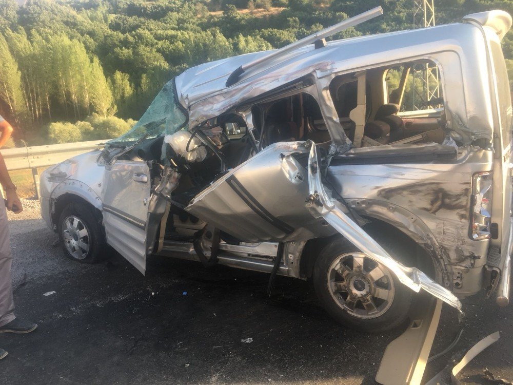 Tatvan’da trafik kazası: 2 ölü 2 yaralı