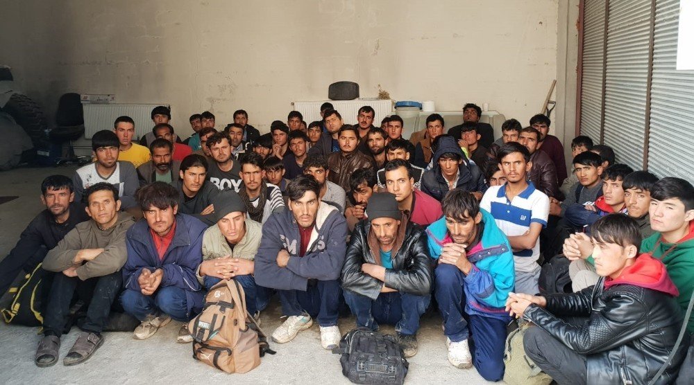 Van'da 57 kaçak şahıs yakalandı