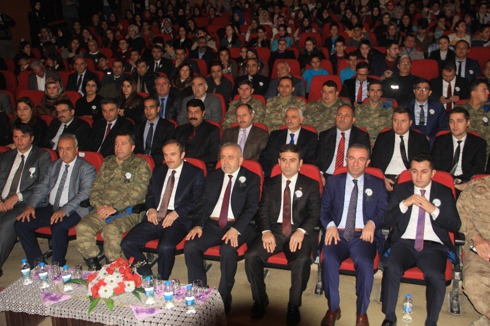 Hakkari’de 10 Kasım Atatürk’ü anma etkinlikleri