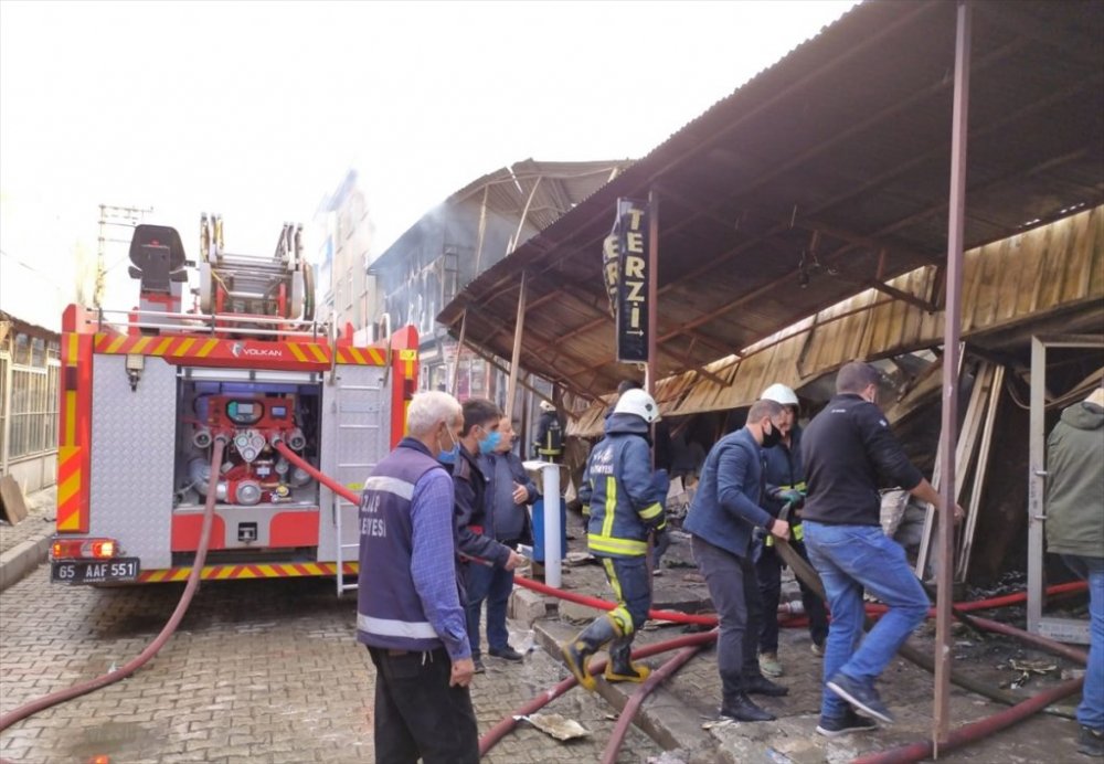 Van'ın Özalp ilçesinde pasajda çıkan yangın kontrol altına alındı