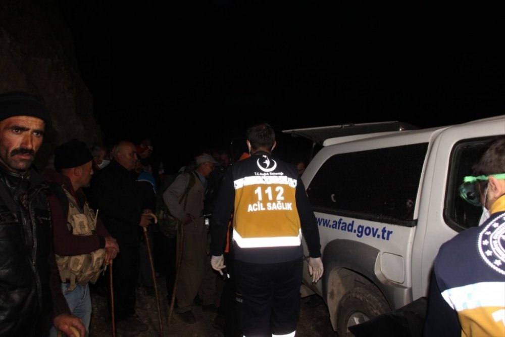 Hakkari'de odun toplamak için gittiği ormanda kaybolan kişinin cesedine ulaşıldı