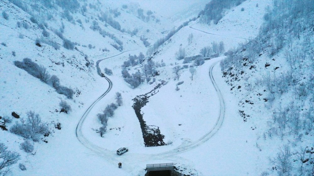 Hakkari, Van, Bitlis ve Muş'ta 821 yerleşim yerinin yolu ulaşıma kapandı