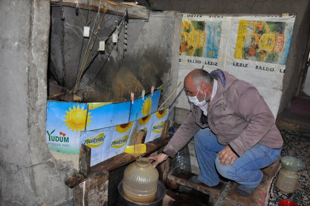 Çukurca'da tarihi değirmende üretilen tahin birçok kente gönderiliyor