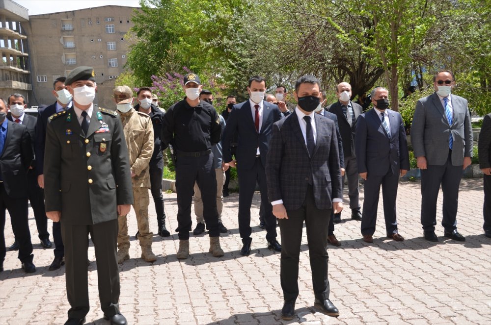 Yüksekova'da 5 Mayıs töreni