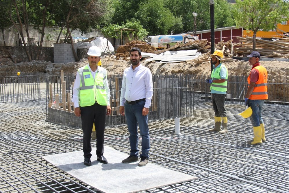 Şemdinli Belediyesinin yeni hizmet binasının temeli atıldı