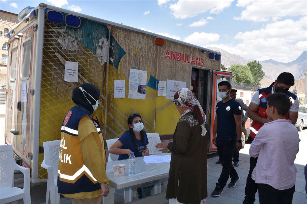 Hakkari'de Kovid-19 aşısı olanların sayısı 5 kat arttı