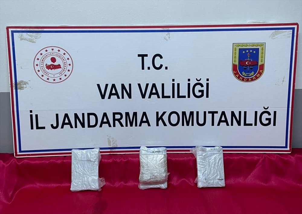 Van'da 2 kilo 100 gram eroin ele geçirildi