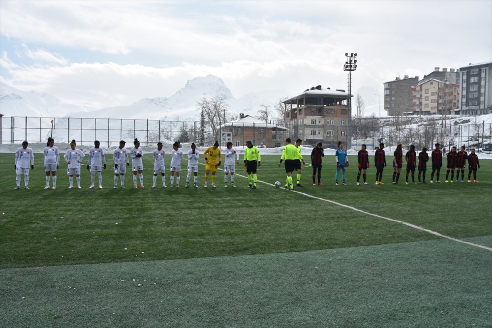 Hakkarigücü Spor 1 - Fatih Karagümrük: 1