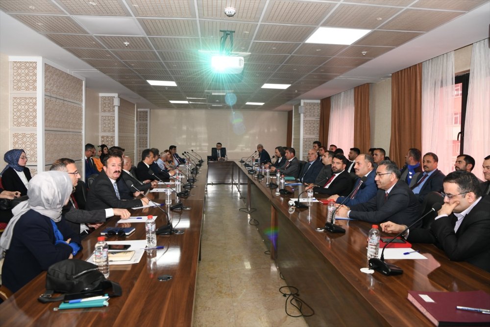 Hakkari'de bağımlılıkla mücadele çalıştayı düzenlendi