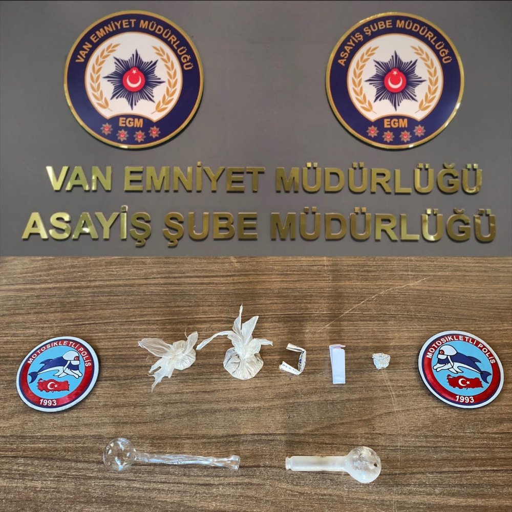 Van'da "torbacı" operasyonlarında 24 şüpheli yakalandı