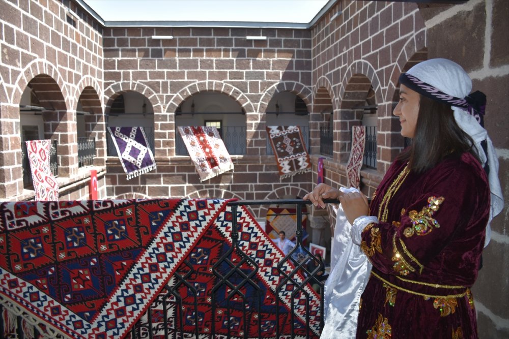 Hakkari'deki tarihi medrese "müze" olarak turizme hizmet ediyor