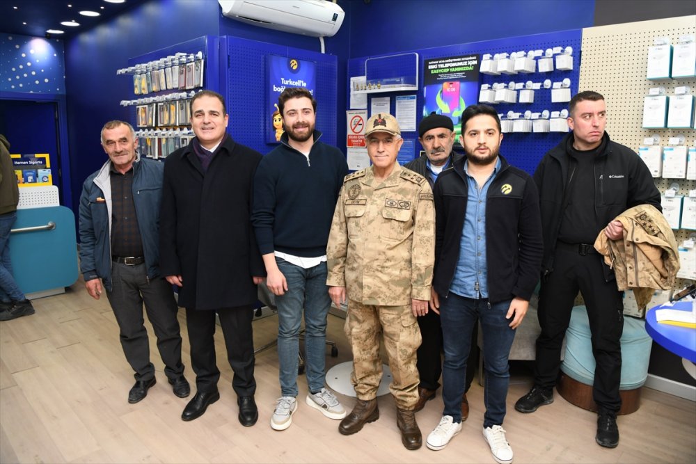 Jandarma Genel Komutanı Çetin, Hakkari'yi ziyaret etti