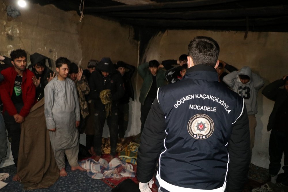 Van'da 20 göçmen yakalandı