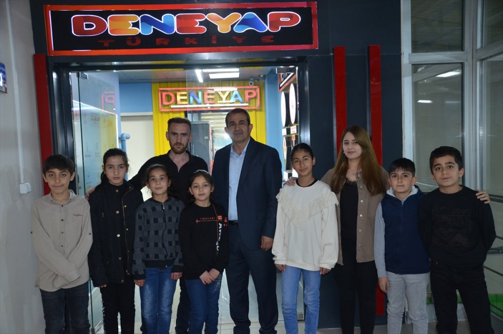 Yüksekova'da gençler Deneyap Atölyelerinde teknolojiyle buluşuyor