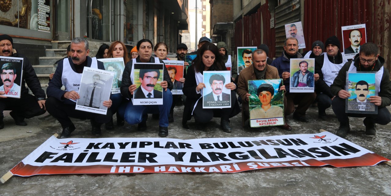 hkr-30-12-2023-gever-ihd-kayip-yakinlari-eylem1.jpg