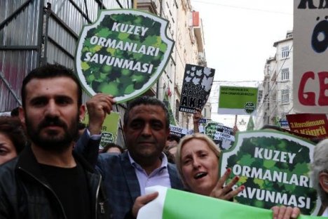 İstiklal Caddesi'nde 3. Havalimanı Protestosu