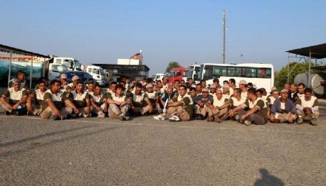 Mersin'de Temizlik İşçileri Soma İçin İş Bıraktı
